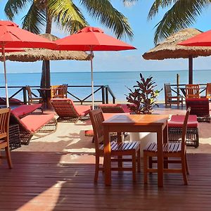Ramada Suites By Wyndham Wailoaloa Beach Fiji